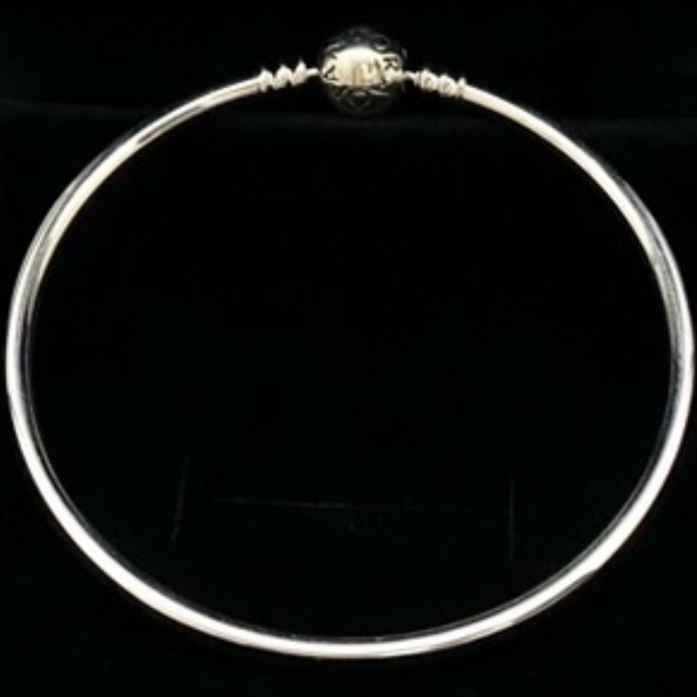 Pandora Sterling Silver Bangle Bracelet 7.5”